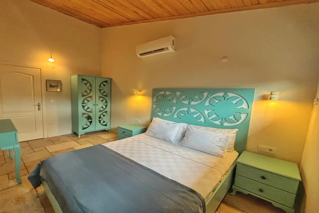 theree-bedroom-garden-villa-yatak-odasi (1)